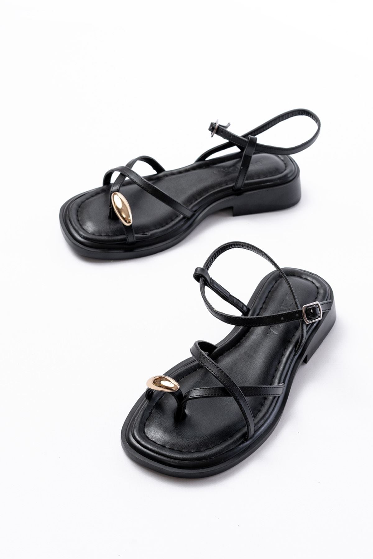 Ayakkabı Aşkı Siyah Parmak Arası Taş Detaylı Günlük Kadın Sandalet