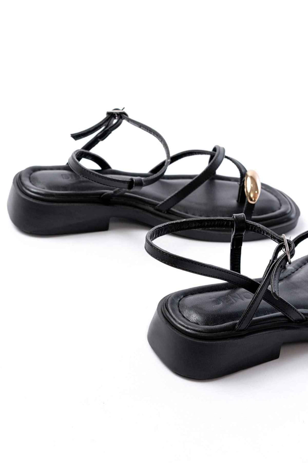 Ayakkabı Aşkı S-101 Siyah Parmak Arası Taş Detaylı Günlük Kadın Sandalet