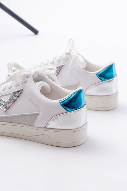 Ayakkabı Aşkı Beyaz Garni Bağcıklı Kadın Spor Ayakkabı