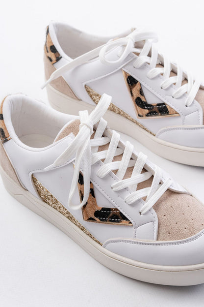 Ayakkabı Aşkı Beyaz Leopar Desenli Bağcıklı Kadın Spor Ayakkabı