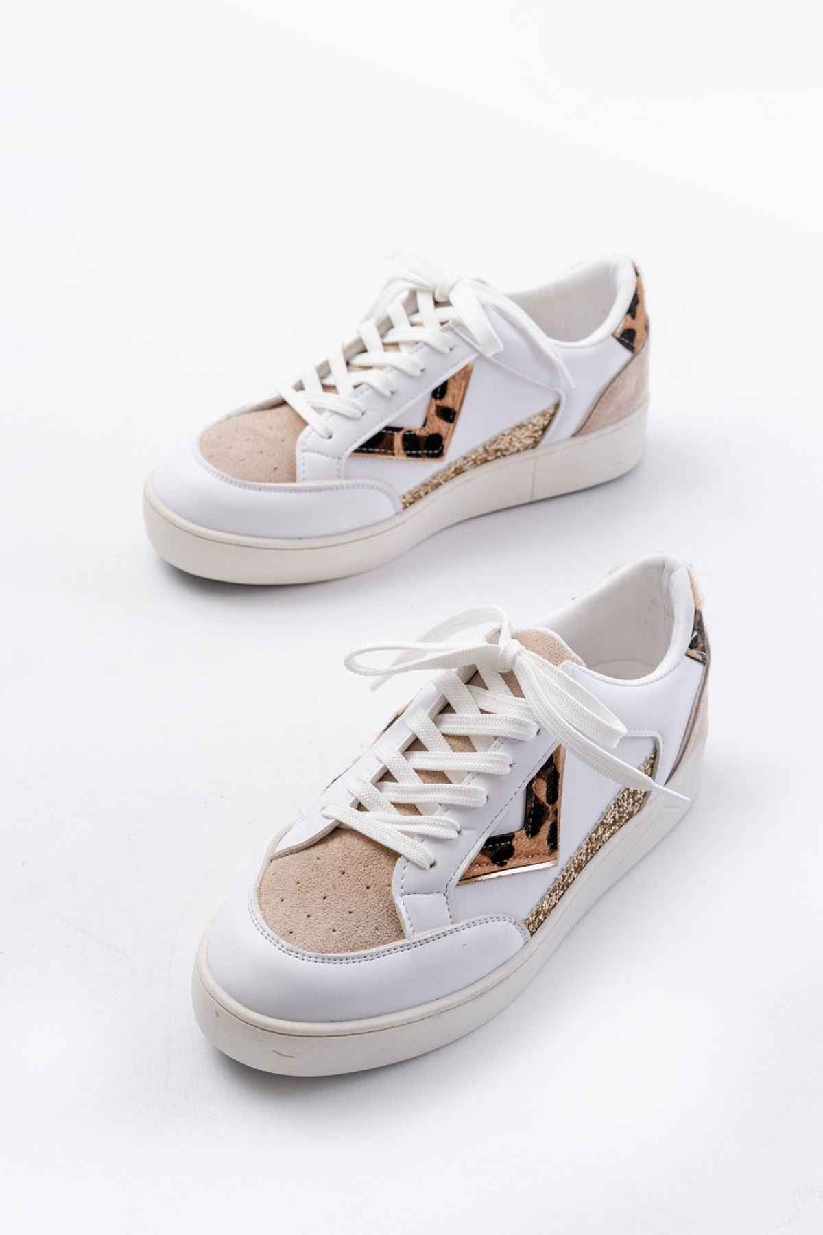 Ayakkabı Aşkı Sv-01 Beyaz Leopar Desenli Bağcıklı Kadın Spor Ayakkabı