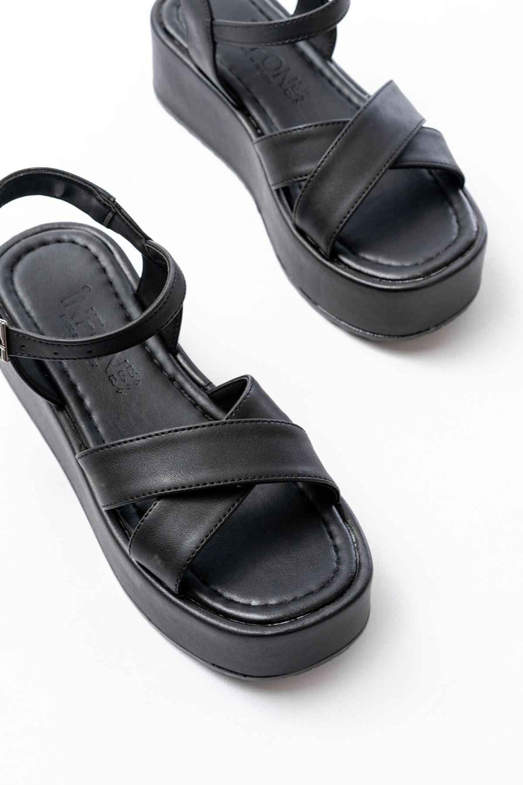 Ayakkabı Aşkı 861-1005 Siyah Günlük Çapraz Dolgu Topuk Kadın Sandalet