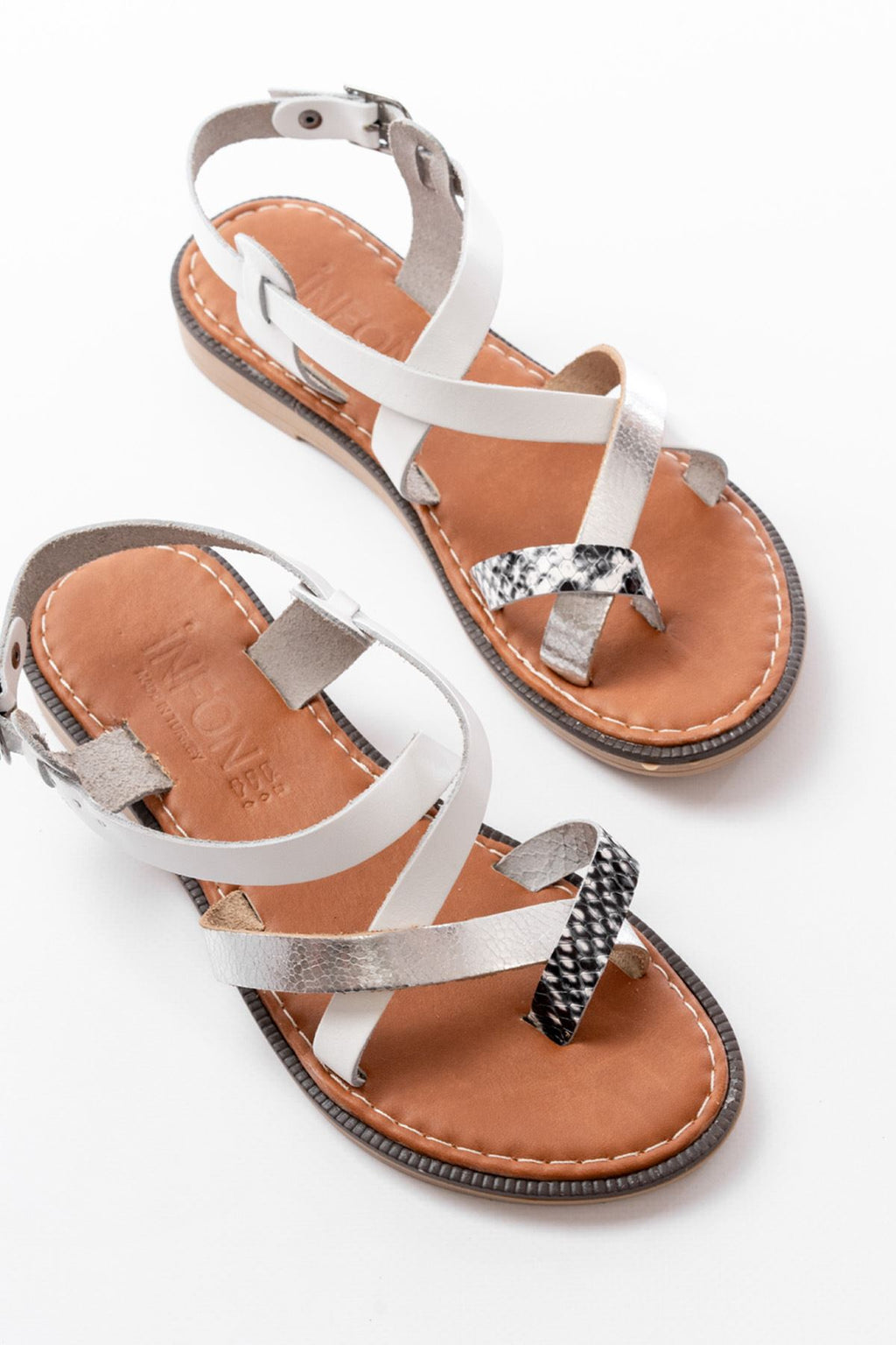 Ayakkabı Aşkı Beyaz Garni Ortopedik Hakiki Deri Kadın Sandalet - Ayakkabı Aşkı