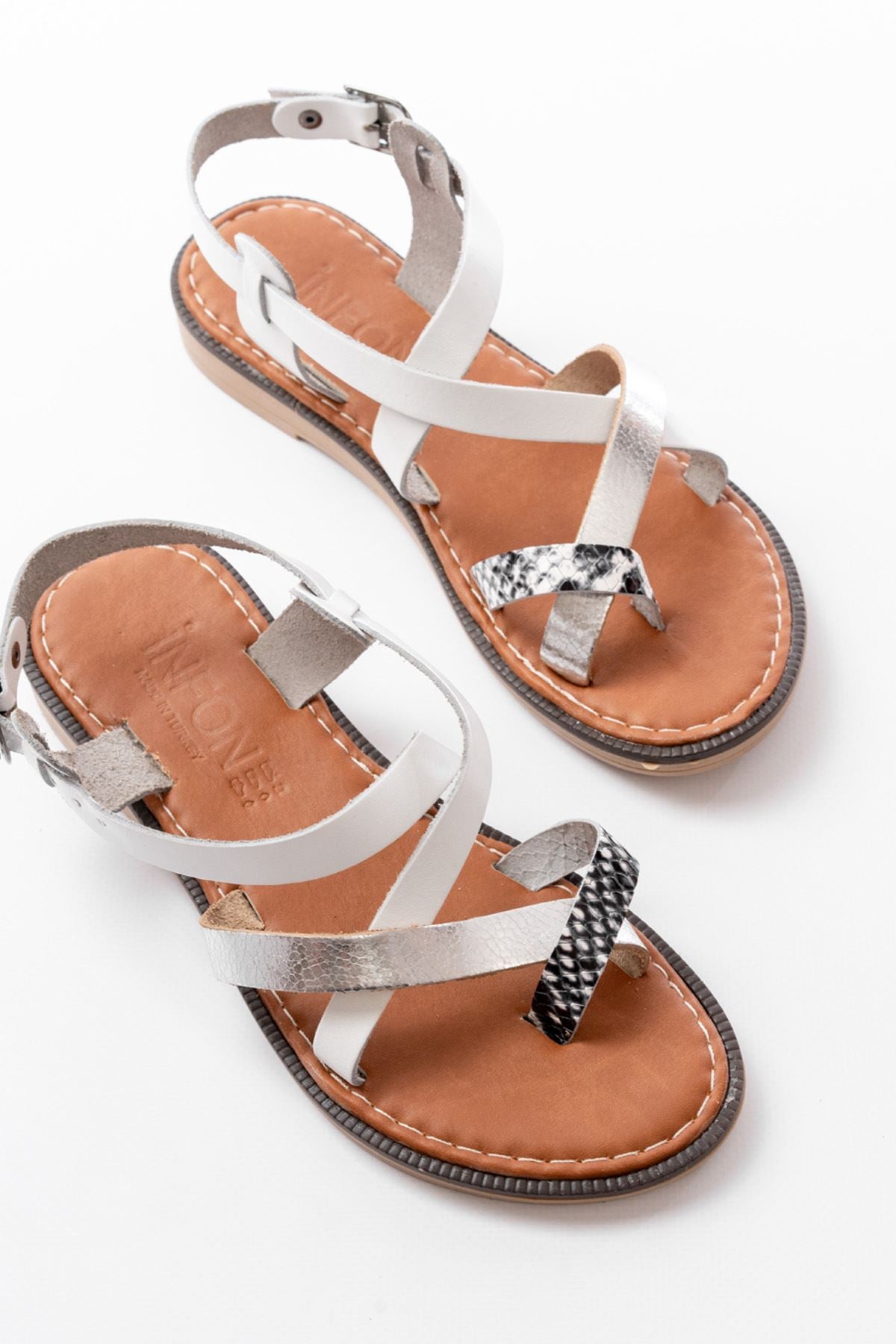 Ayakkabı Aşkı Beyaz Garni Ortopedik Hakiki Deri Kadın Sandalet - Ayakkabı Aşkı