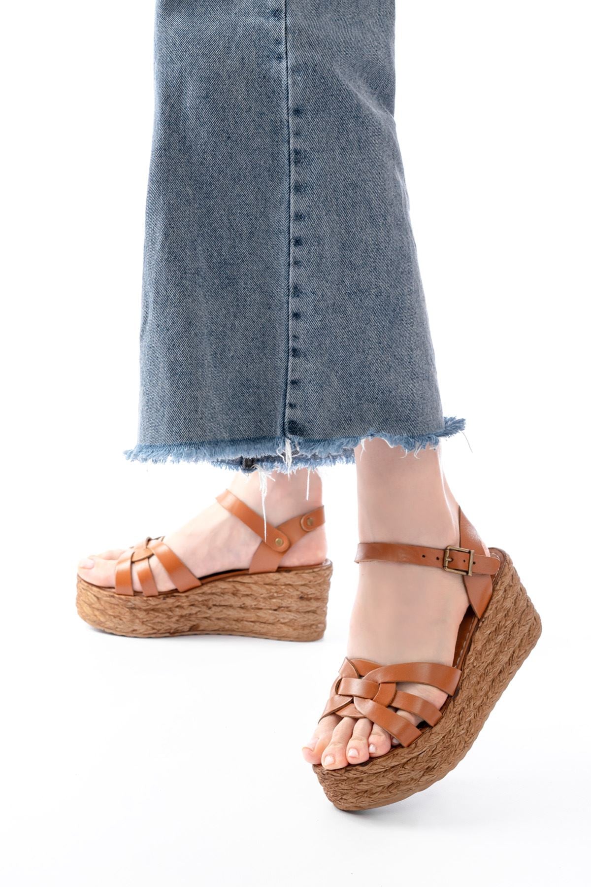 Ayakkabı Aşkı Taba Ortopedik Hakiki Deri Dolgu Kadın Sandalet