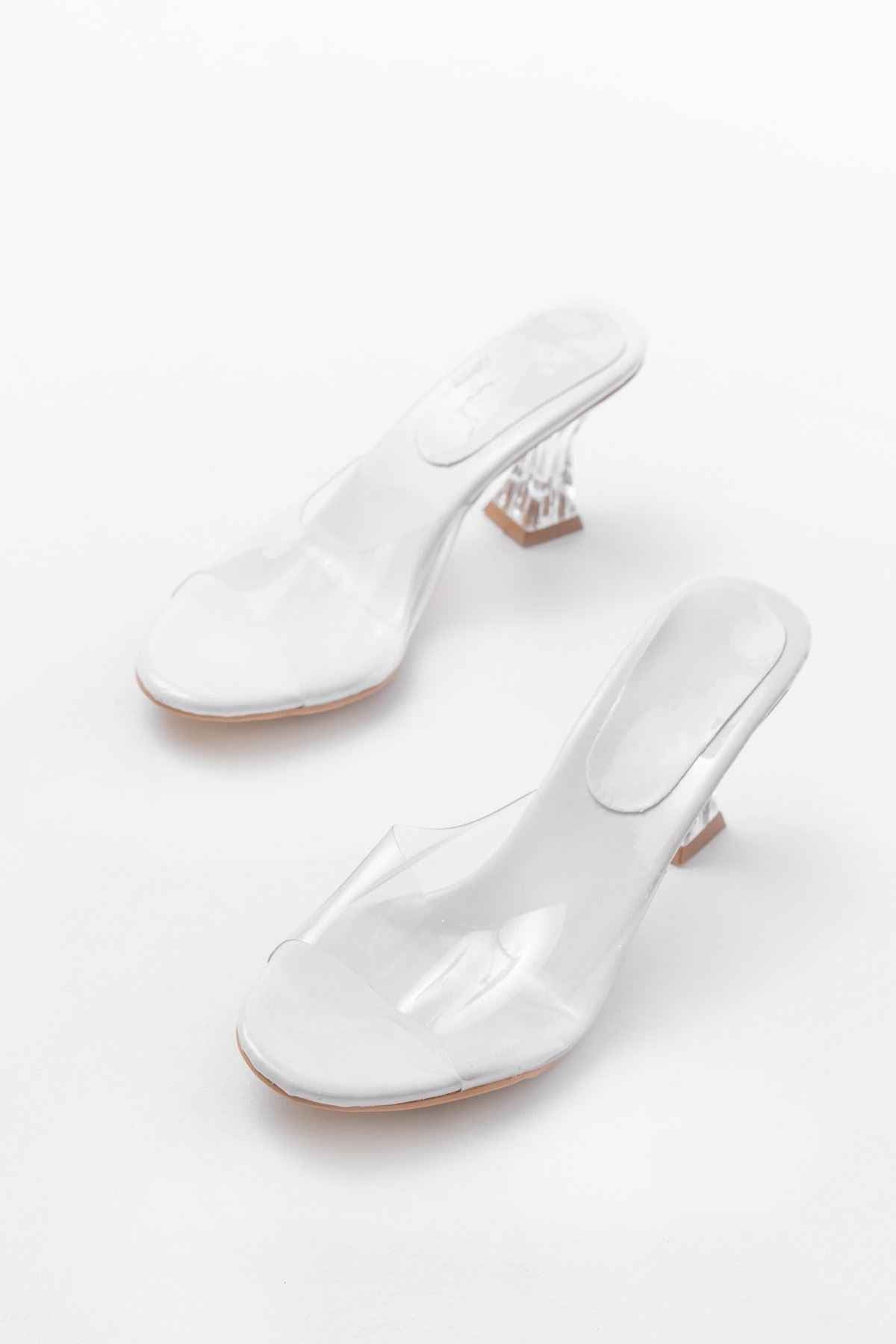 Ayakkabı Aşkı S-619 Beyaz Rugan Şeffaf Bantlı Şeffaf Topuklu Yuvarlak Burunlu Kadın Terlik
