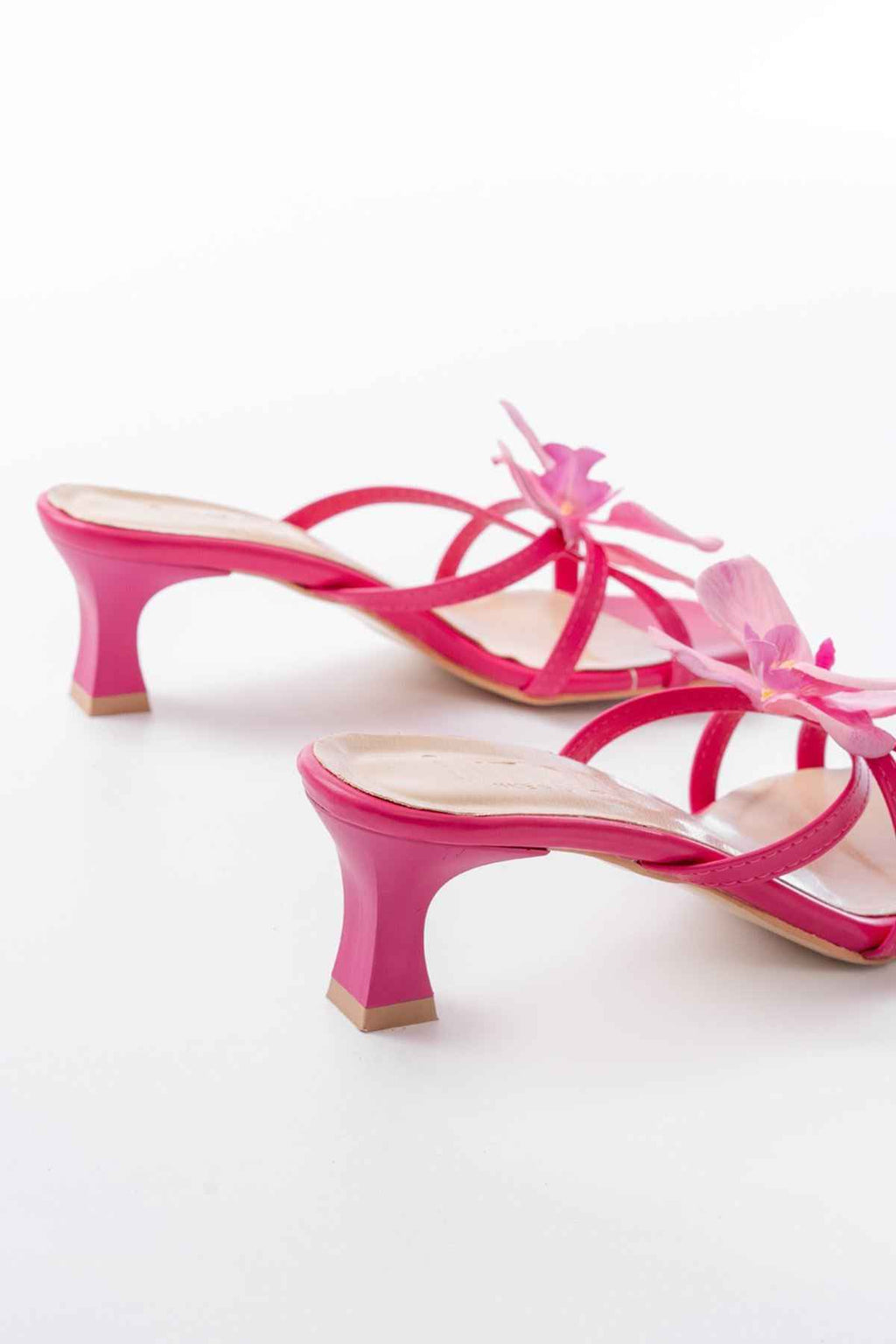 Ayakkabı Aşkı S-622 Fuşya Orkide Detaylı Ince Topuklu Kadın Terlik