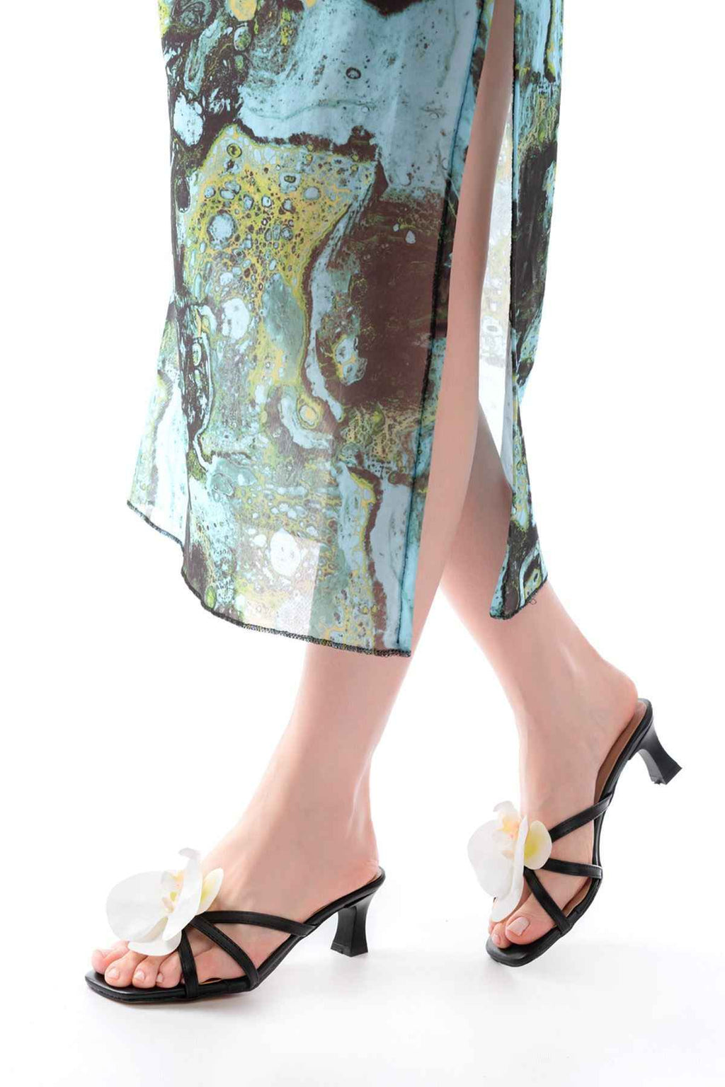 Ayakkabı Aşkı S-622 Siyah Orkide Detaylı Ince Topuklu Kadın Terlik