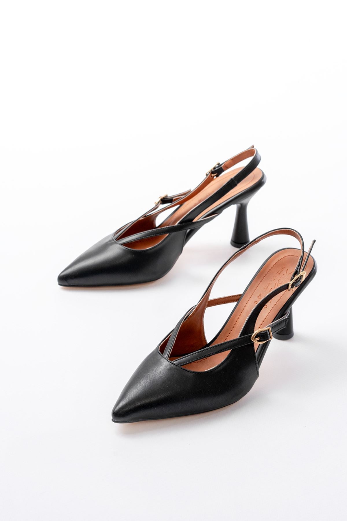 Ayakkabı Aşkı 4962 Siyah Sivri Burun Tokalı Yuvarlak Topuk Kadın Sandalet - Ayakkabı Aşkı