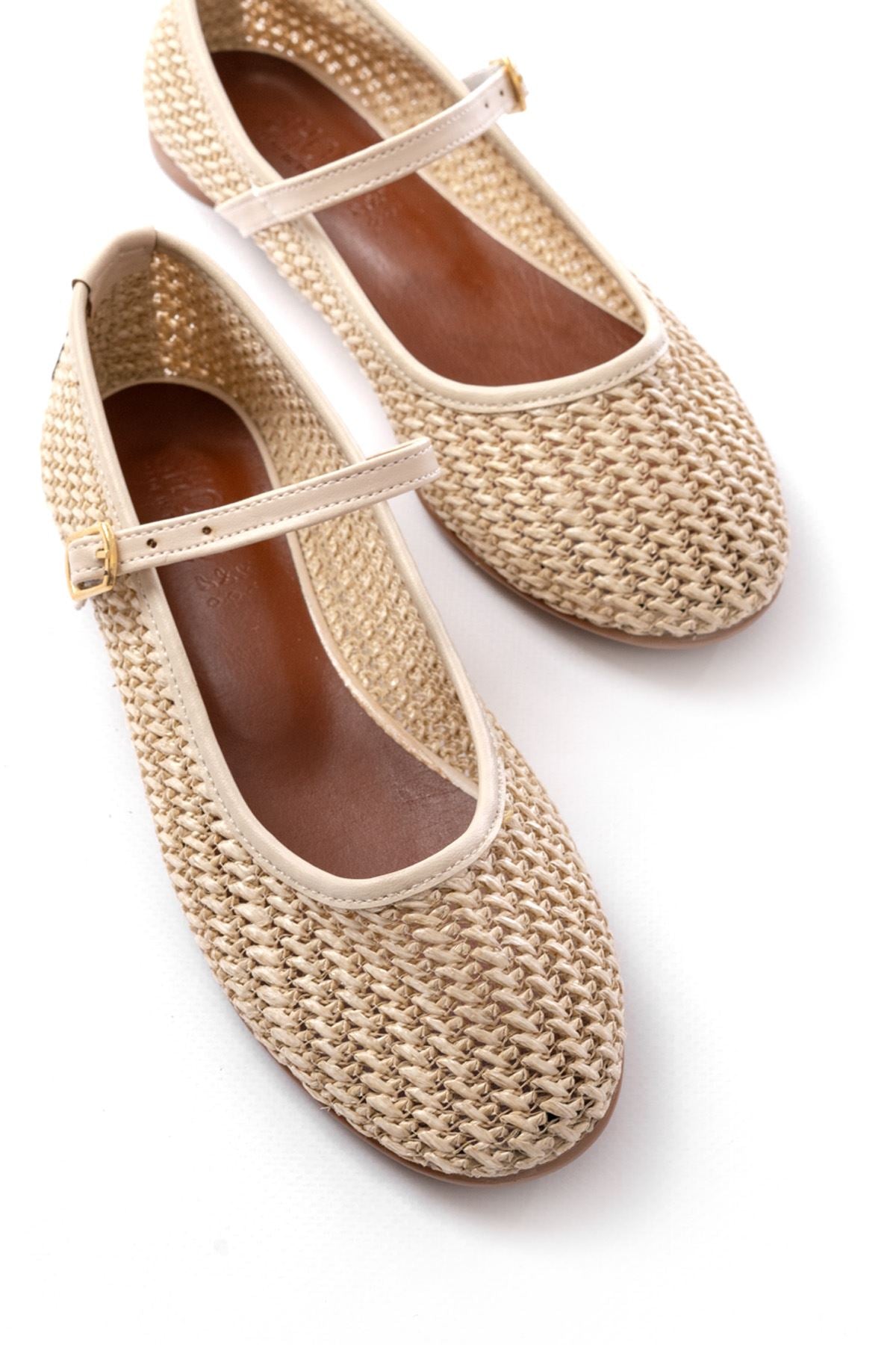 Ayakkabı Aşkı 7432 Bej Fileli Toka Detaylı Günlük Kadın Babet - Ayakkabı Aşkı