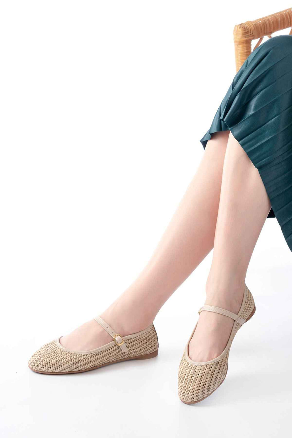 Ayakkabı Aşkı 7432 Bej Fileli Toka Detaylı Günlük Kadın Babet