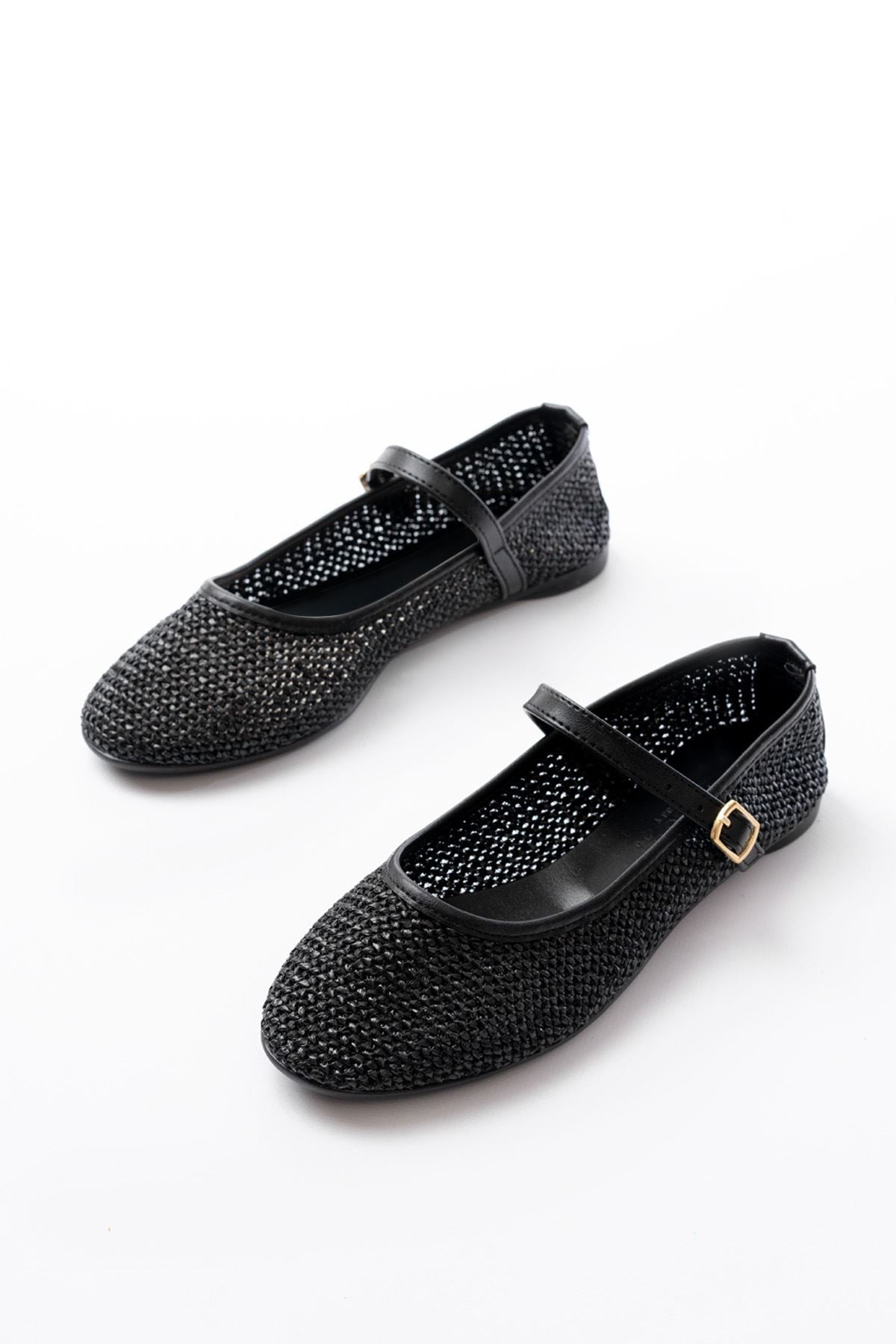 Ayakkabı Aşkı 7432 Siyah Fileli Toka Detaylı Günlük Kadın Babet