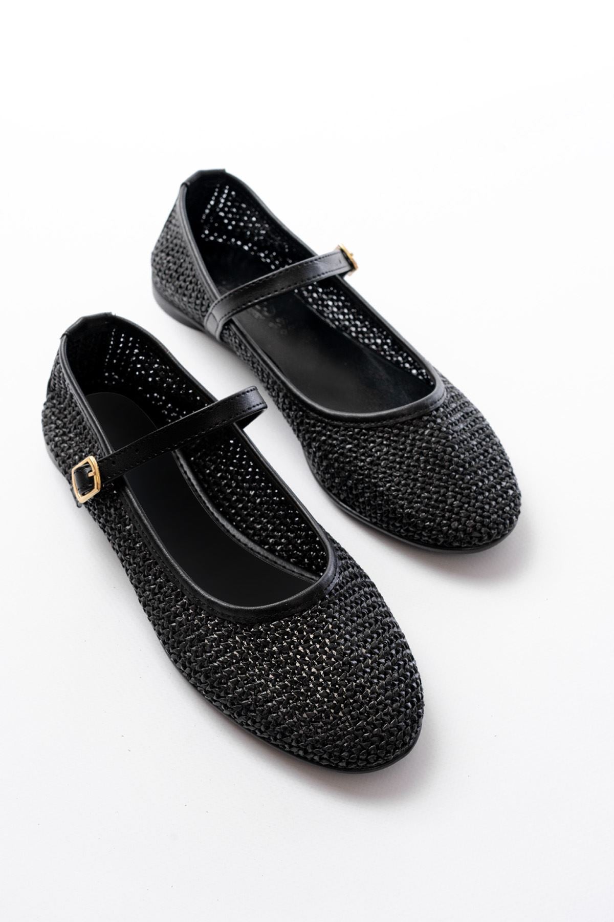 Ayakkabı Aşkı 7432 Siyah Fileli Toka Detaylı Günlük Kadın Babet - Ayakkabı Aşkı