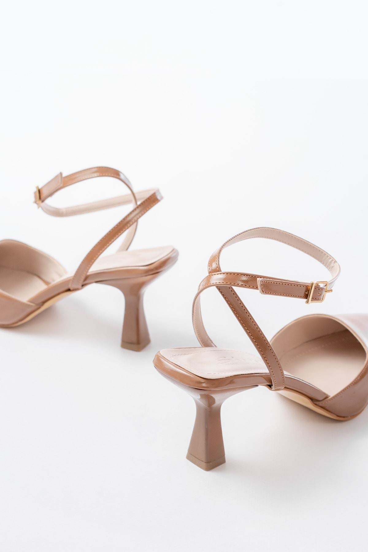 Ayakkabı Aşkı Vizon Rugan Günlük 7 cm Topuklu Bayan Ayakkabı