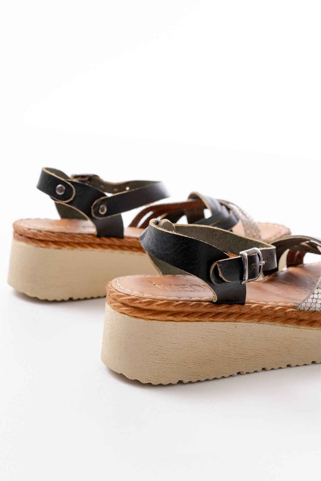 Ayakkabı Aşkı 730-037 Siyah Ayna Hakiki Deri Ortopedik Taban Kadın Sandalet