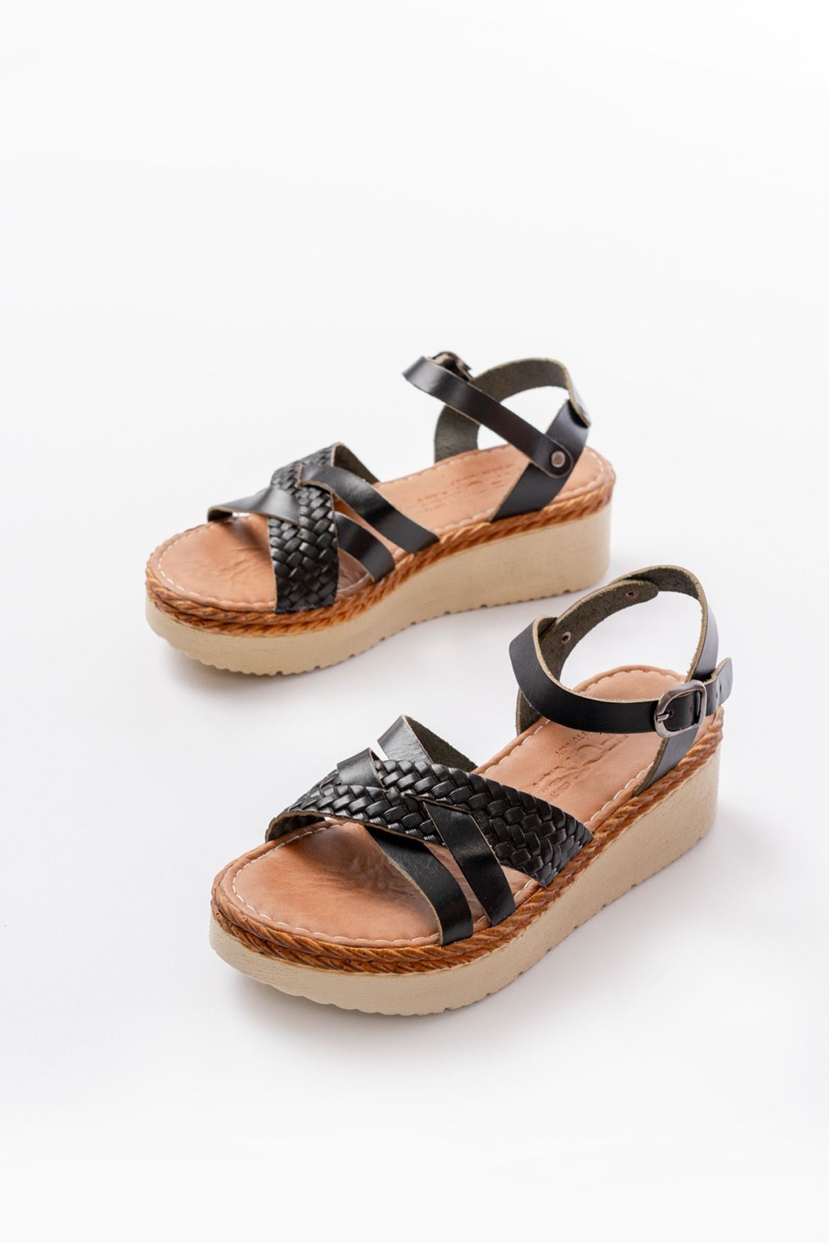 Ayakkabı Aşkı Siyah Örgü Hakiki Deri Ortopedik Taban Kadın Sandalet