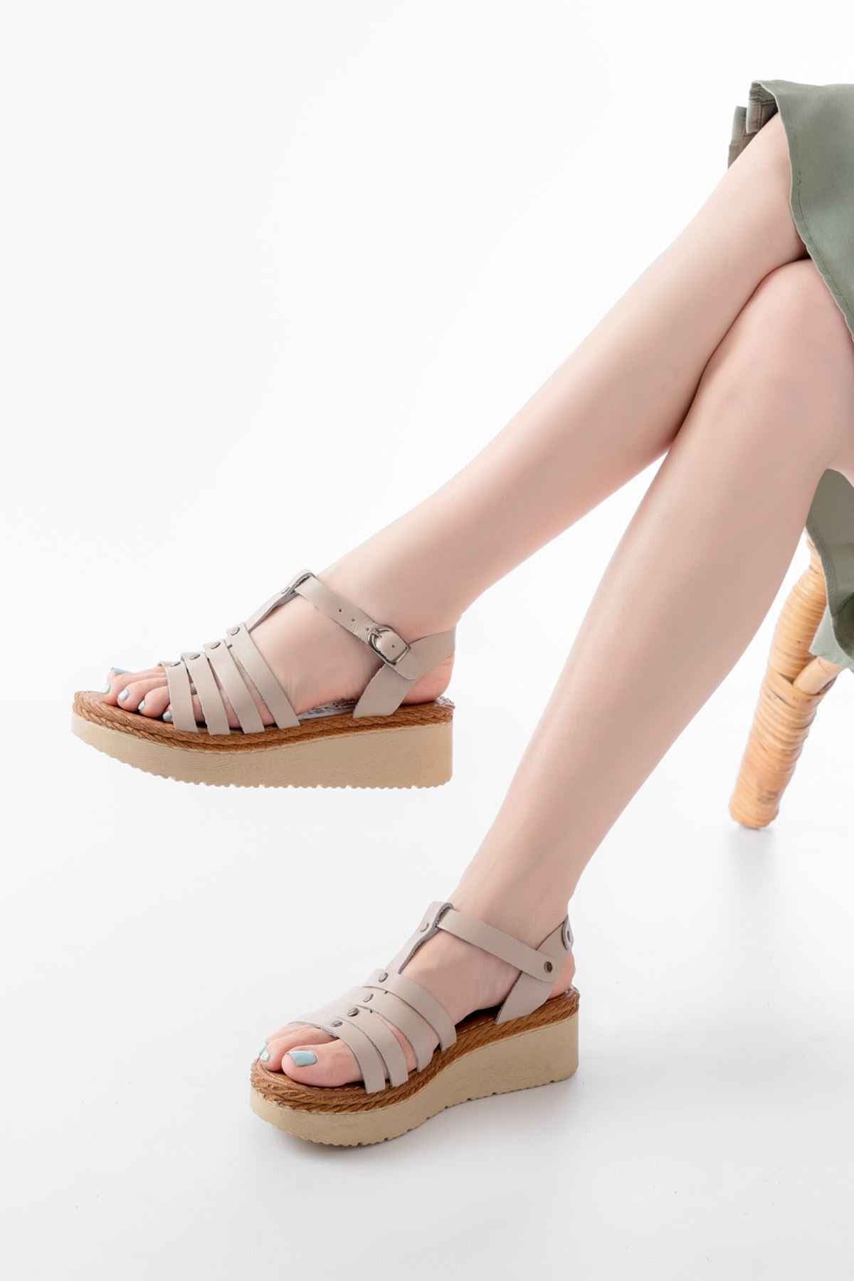 Ayakkabı Aşkı 730-142 Bej Hakiki Deri Ortopedik Taban Kadın Sandalet