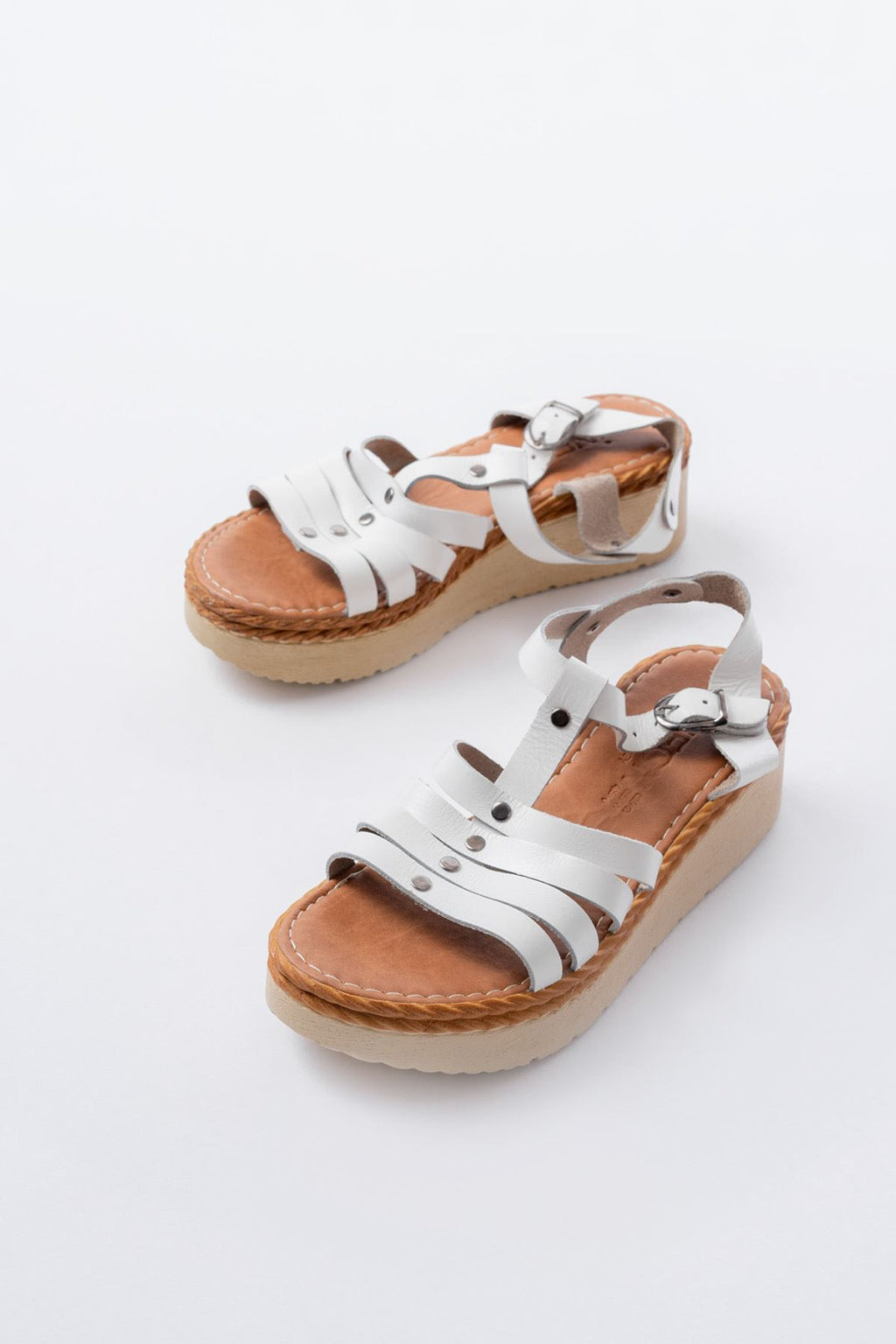 Ayakkabı Aşkı Beyaz Hakiki Deri Ortopedik Taban Kadın Sandalet - Ayakkabı Aşkı
