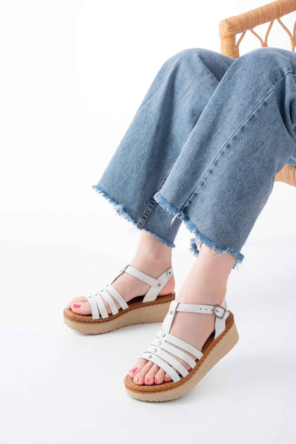 Ayakkabı Aşkı 730-142 Beyaz Hakiki Deri Ortopedik Taban Kadın Sandalet