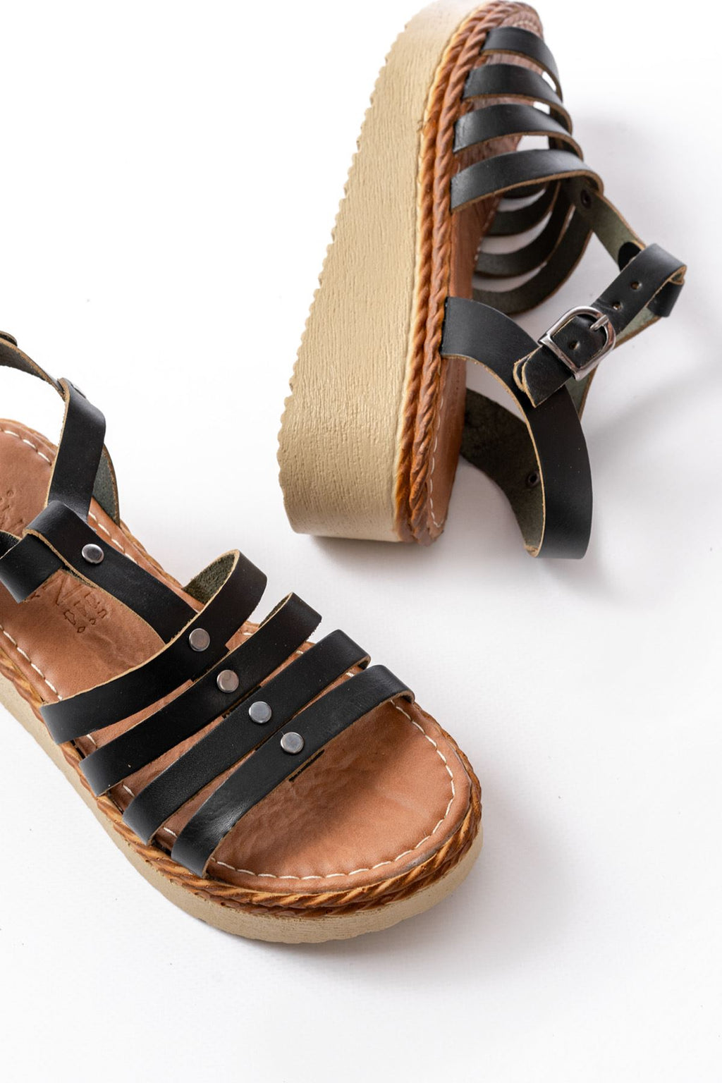 Ayakkabı Aşkı Siyah Hakiki Deri Ortopedik Taban Kadın Sandalet