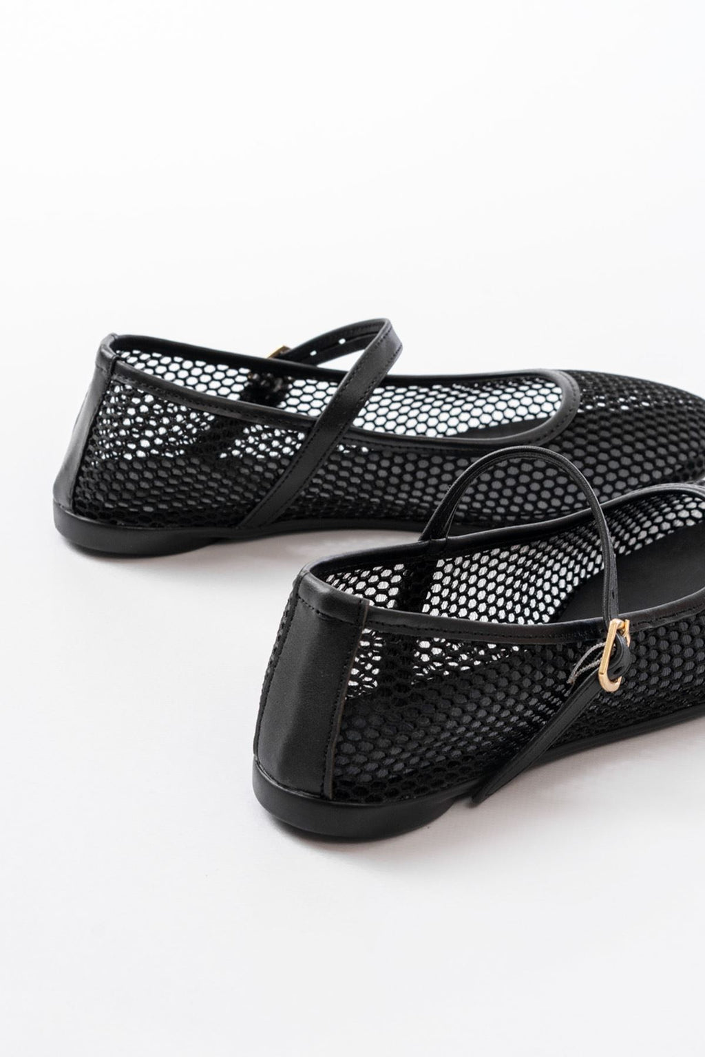 Ayakkabı Aşkı 6325 Siyah Fileli Baret Toka Detaylı Günlük Kadın Babet - Ayakkabı Aşkı