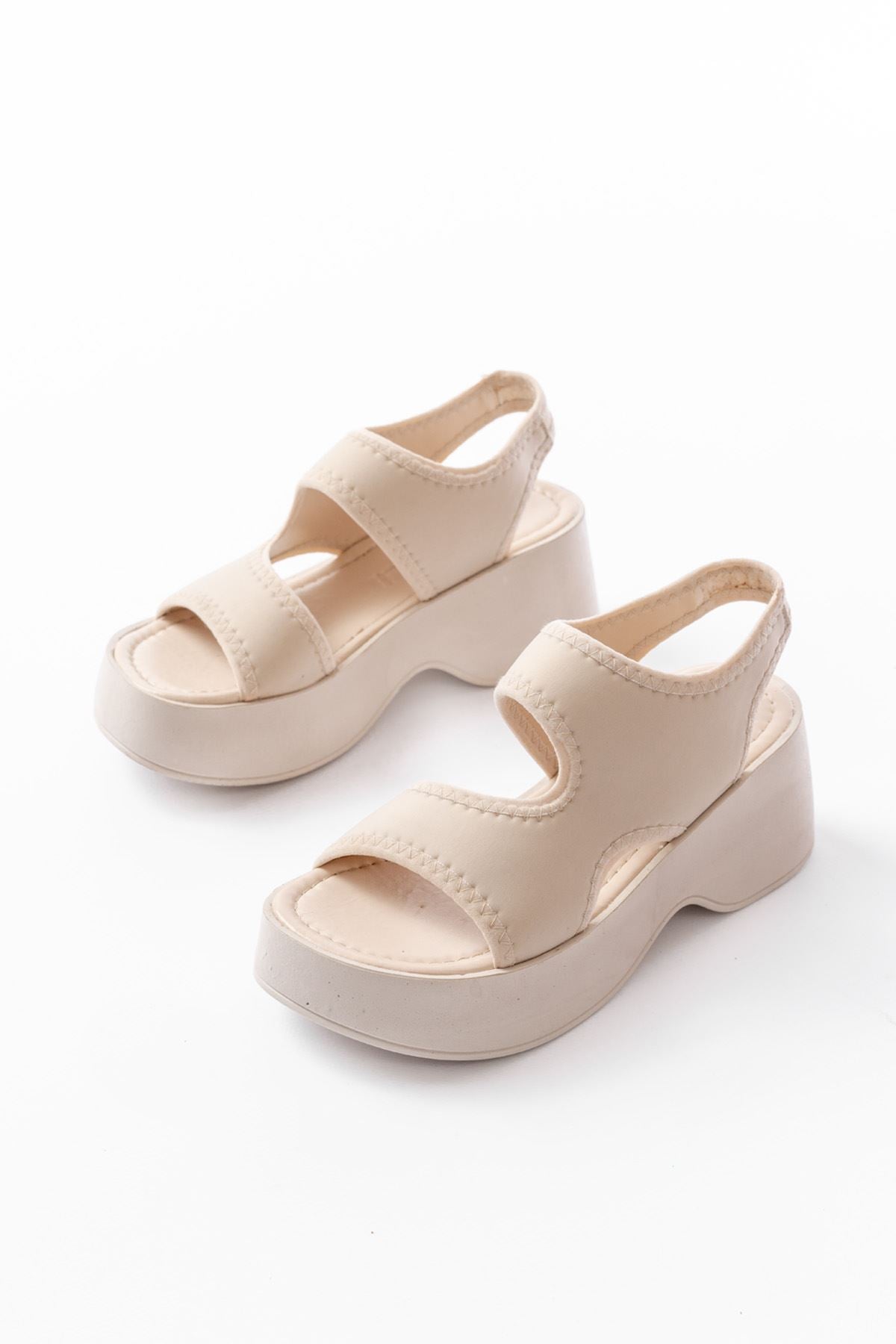 Ayakkabı Aşkı Bej Dalgıç Günlük Dolgu Topuk Kadın Sandalet - Ayakkabı Aşkı