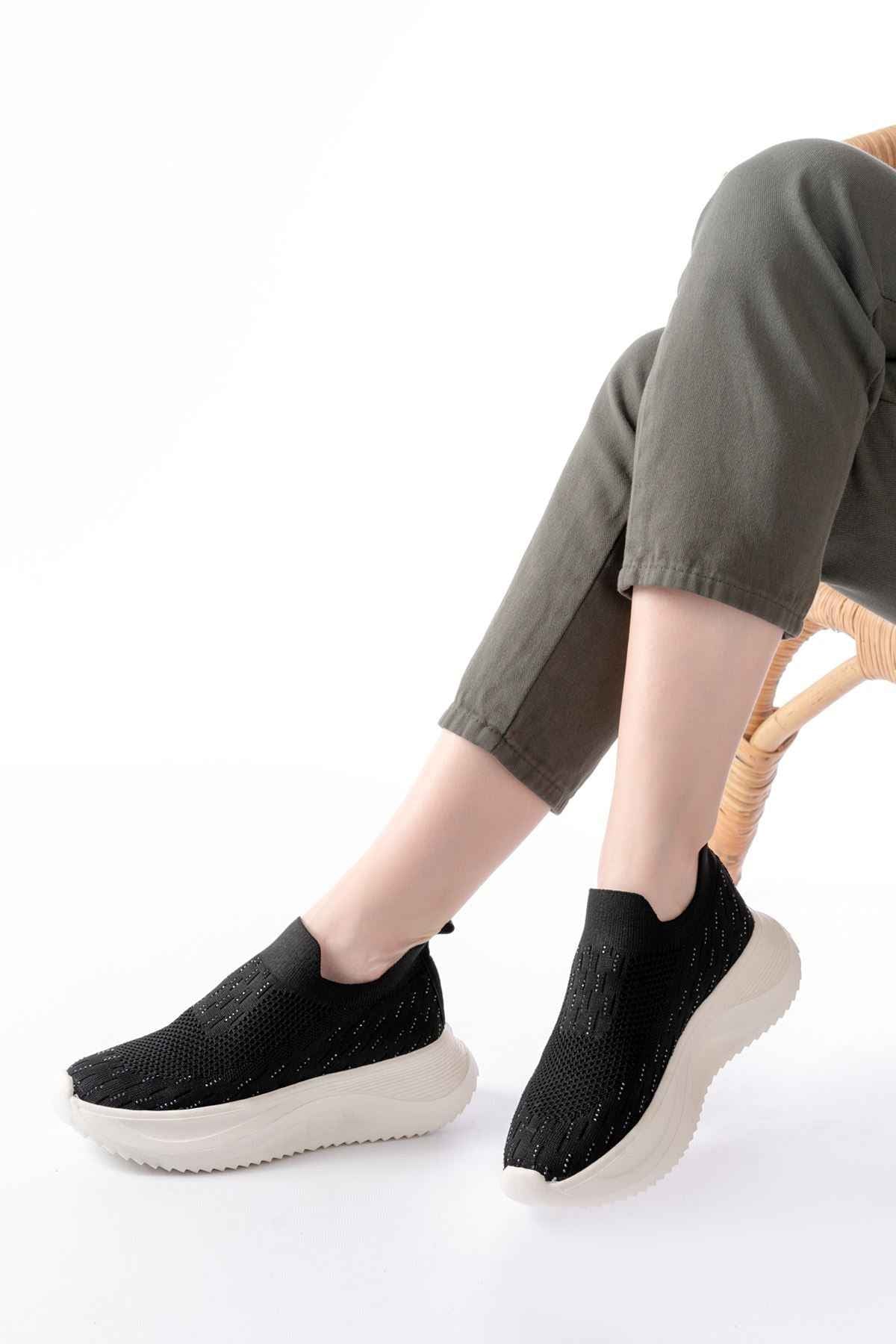 Ayakkabı Aşkı Dm-707  Siyah Fileli Beyaz Faillant Taban Taş Aksesuarlı Günlük Spor Ayakkab