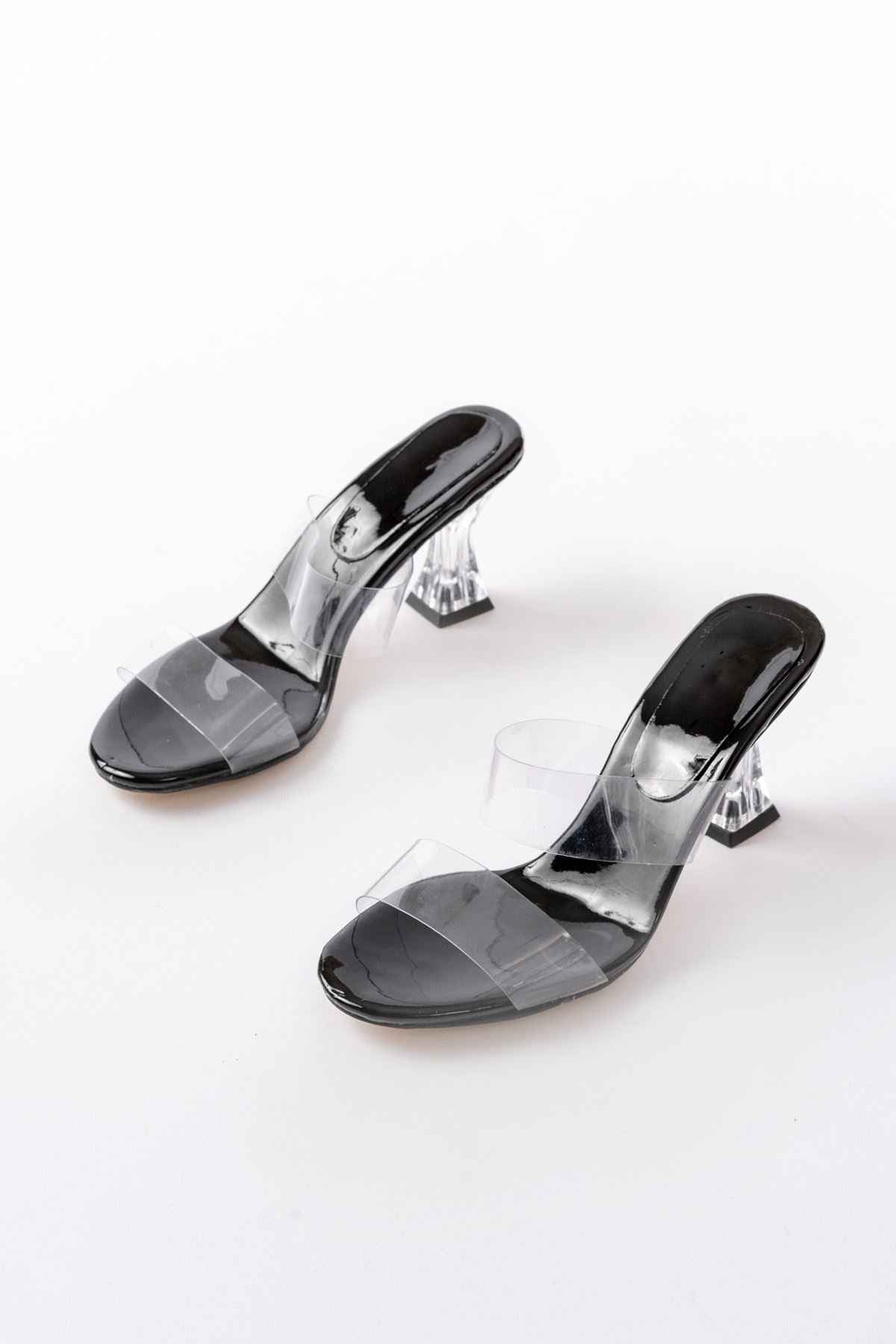 Ayakkabı Aşkı S-618 Siyah Rugan Çift  Bantlı Topuklu Kadın Terlik