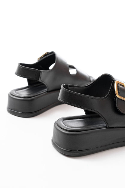 Ayakkabı Aşkı 1187 Siyah Dolgu Topuk Lastik Baretli Kadın Sandalet