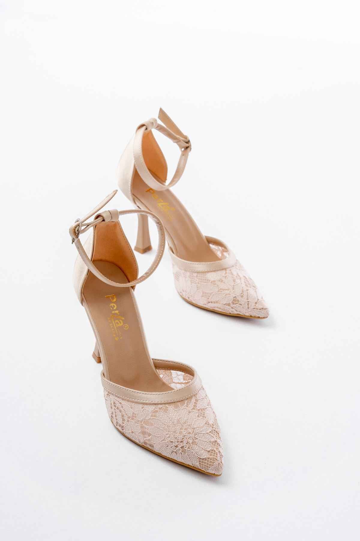 Ayakkabı Aşkı K-404 Bej Fileli Çiçek Detaylı  Kadın Topuklu Ayakkabı