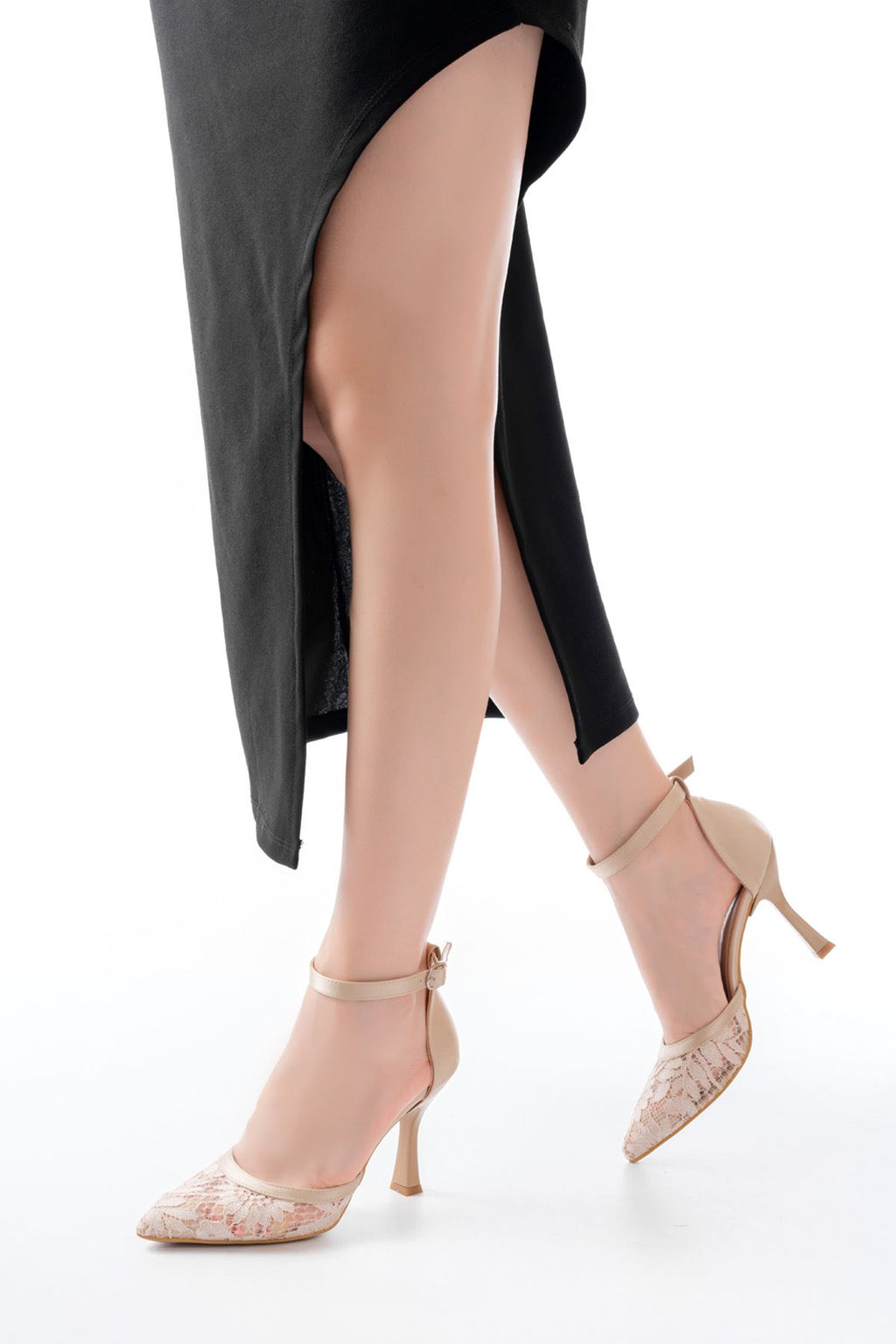 Ayakkabı Aşkı Bej Fileli Çiçek Detaylı Kadın Topuklu Ayakkabı - Ayakkabı Aşkı