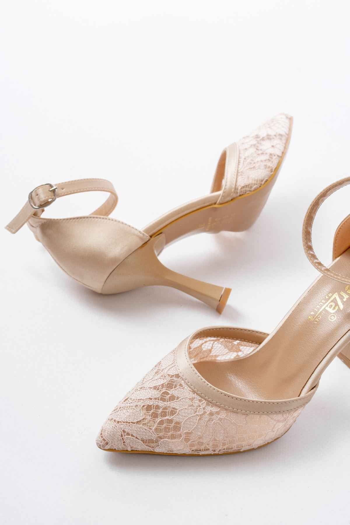 Ayakkabı Aşkı K-404 Bej Fileli Çiçek Detaylı  Kadın Topuklu Ayakkabı