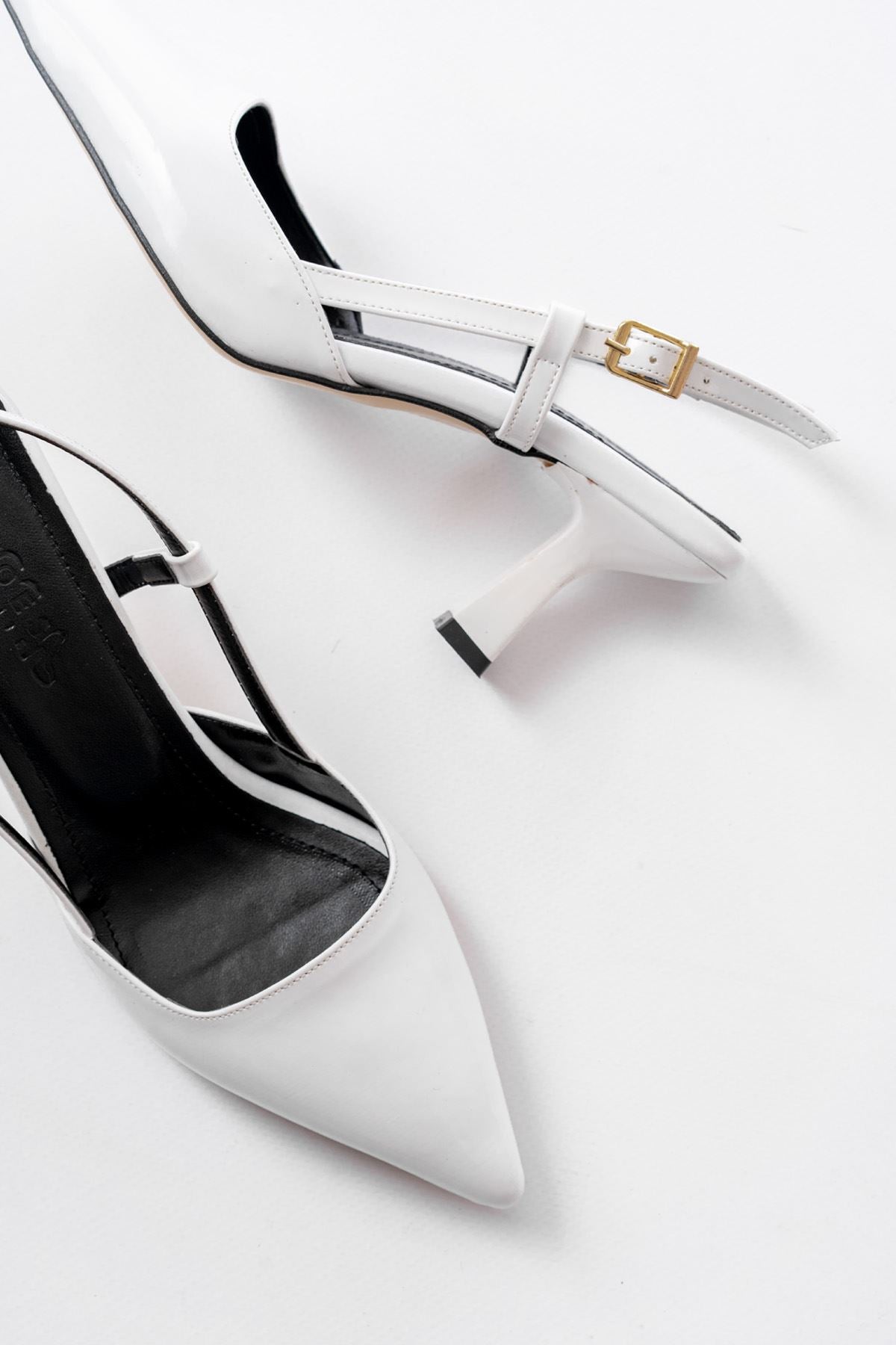 Ayakkabı Aşkı Beyaz Rugan Günlük 7 cm Topuklu Bayan Ayakkabı - Ayakkabı Aşkı