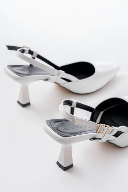 Ayakkabı Aşkı Beyaz Rugan Günlük 7 cm Topuklu Bayan Ayakkabı