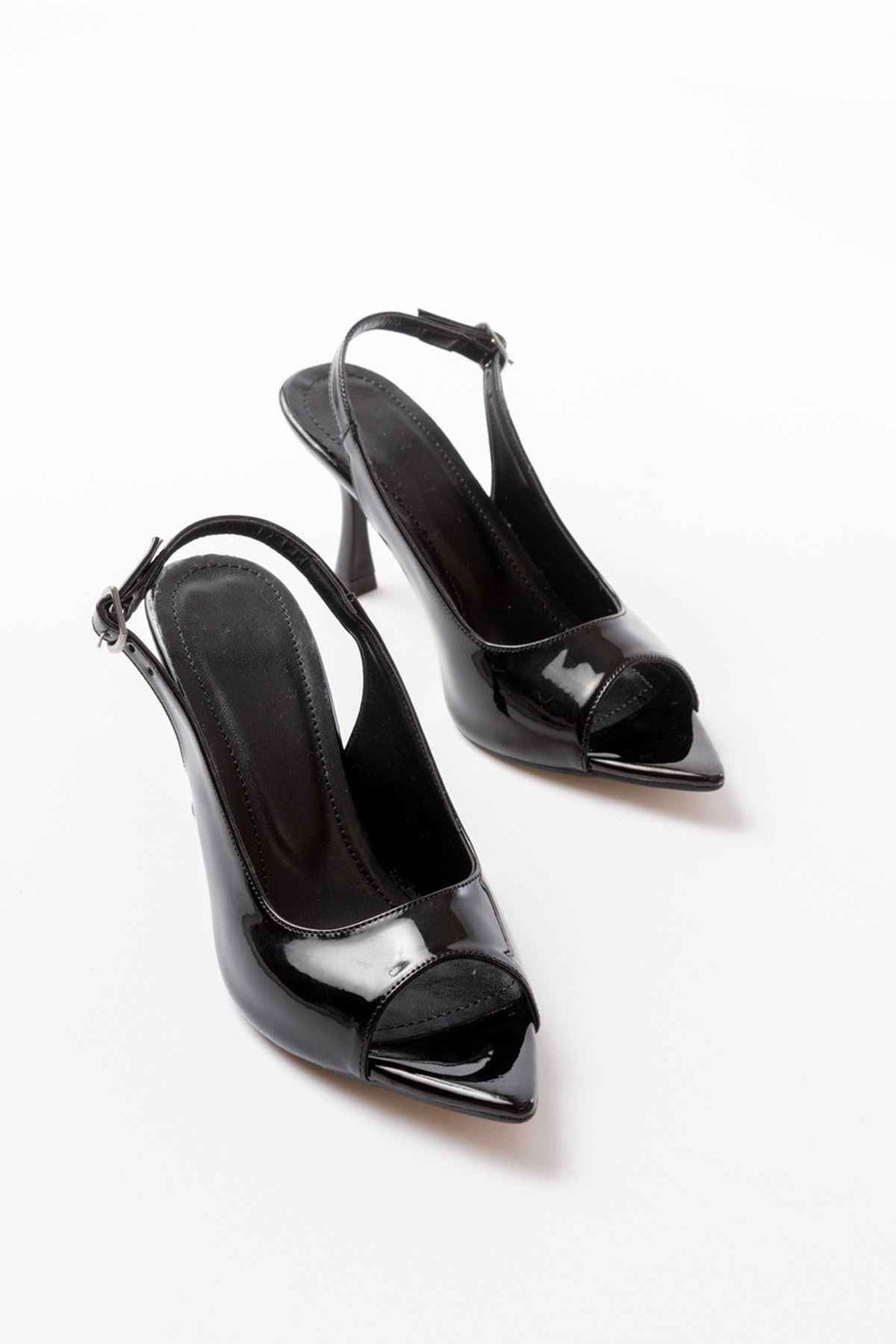 Ayakkabı Aşkı 717 Siyah Rugan Sivri Burunlu Topuklu Kadın Sandalet