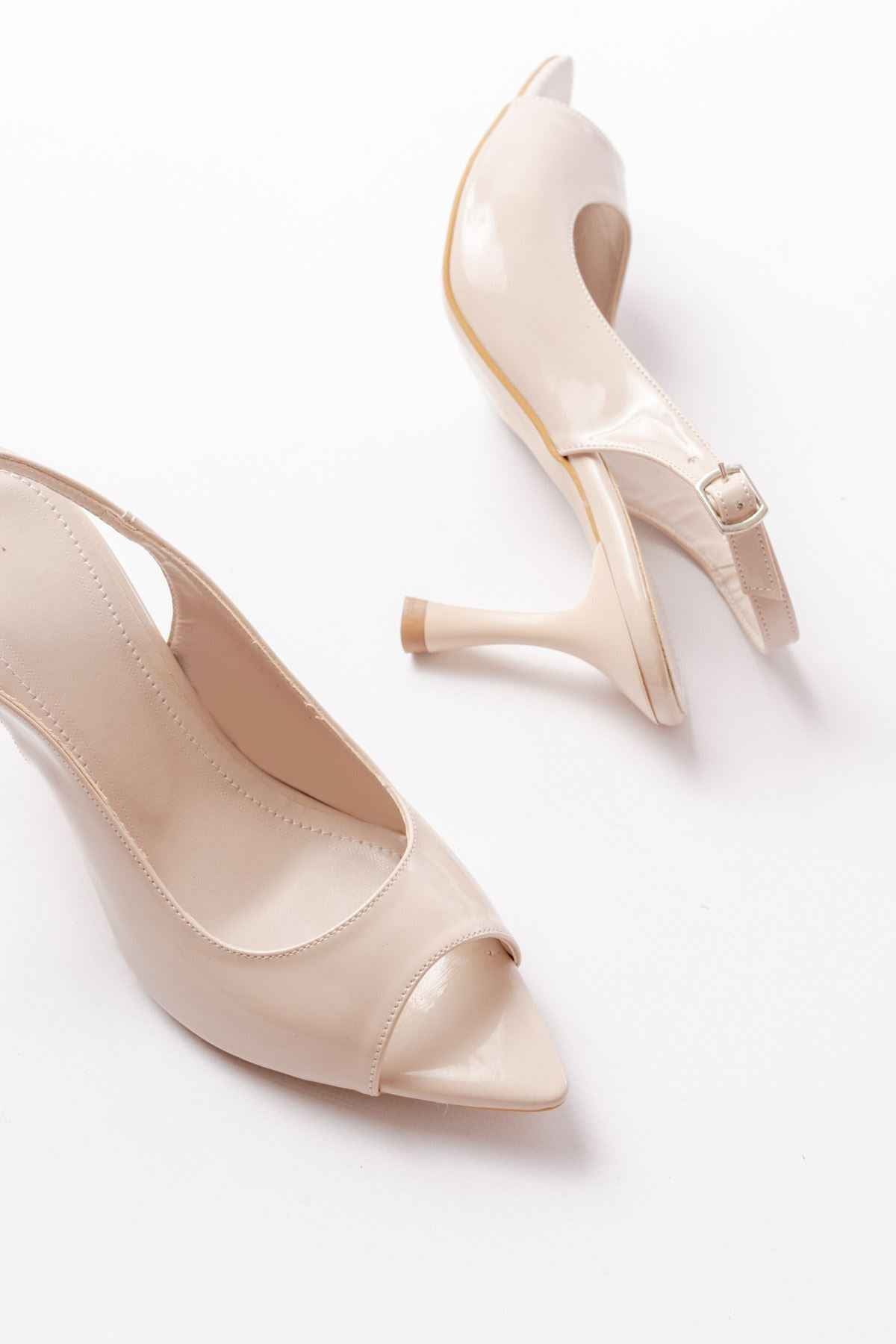 Ayakkabı Aşkı 717 Bej Rugan Sivri Burunlu Topuklu Kadın Sandalet