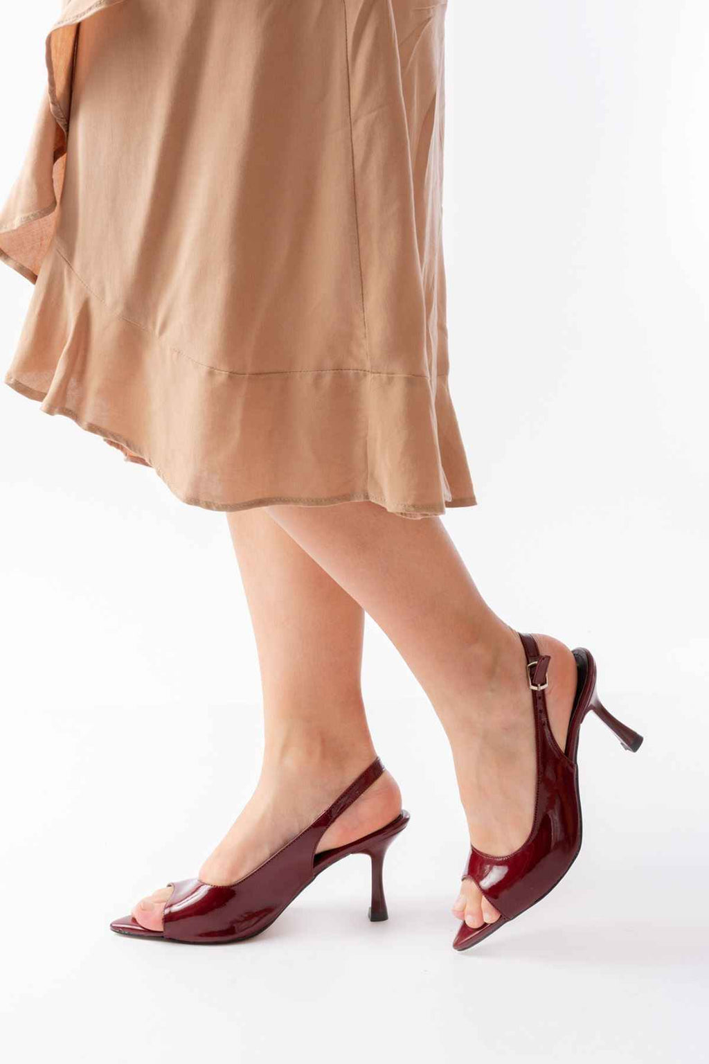 Ayakkabı Aşkı 717 Bordo Rugan Sivri Burunlu Topuklu Kadın Sandalet