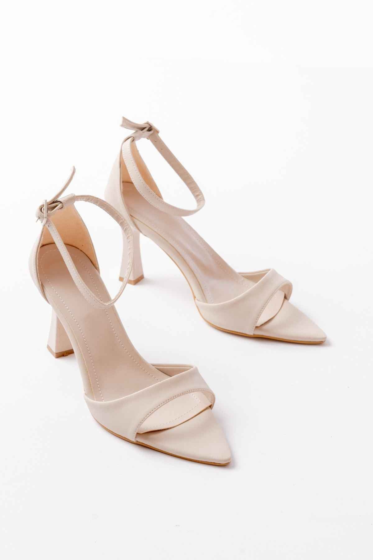 Ayakkabı Aşkı 718 Bej Cilt Sivri Burunlu Topuklu Bilekten Bağlamalı Kadın Ayakkabı