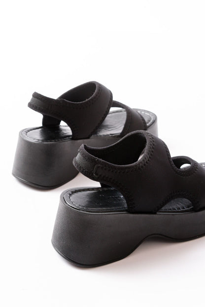 Ayakkabı Aşkı Siyah Dalgıç Günlük Dolgu Topuk Kadın Sandalet