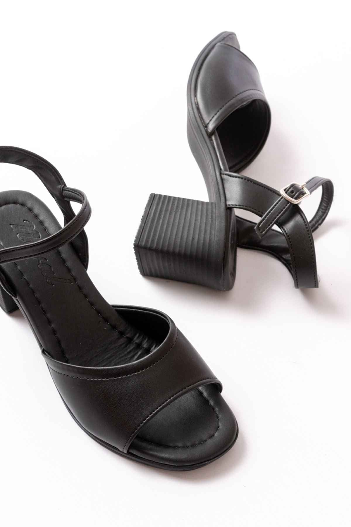 Ayakkabı Aşkı K-13 Siyah Günlük  Topuklu Kadın Sandalet