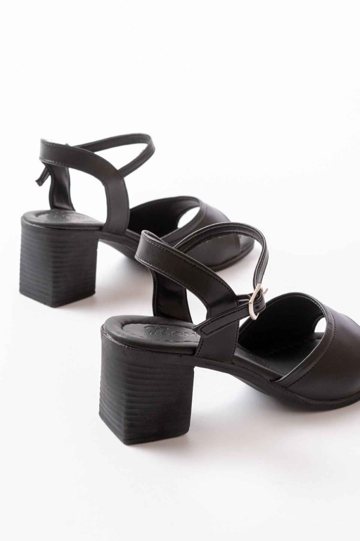 Ayakkabı Aşkı K-13 Siyah Günlük  Topuklu Kadın Sandalet
