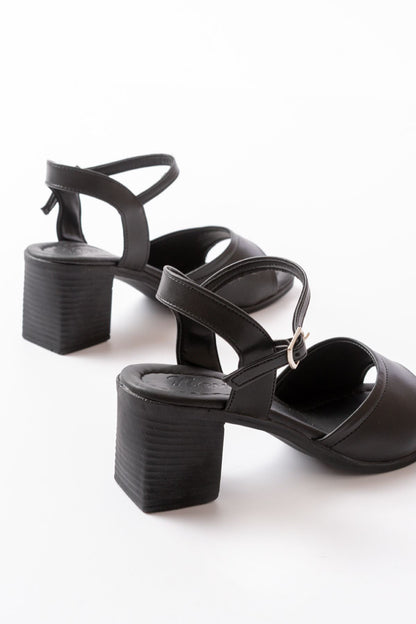 Ayakkabı Aşkı Siyah Günlük Topuklu Kadın Sandalet