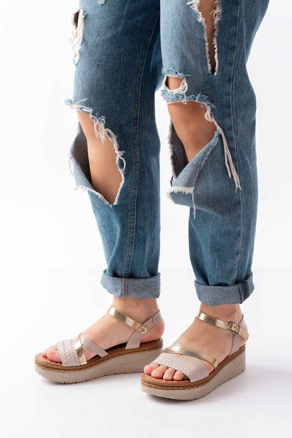 Ayakkabı Aşkı 730-044 Bej Garni Ortopedik Örgü Desenli Hakiki Deri Dolgu Kadın Sandalet