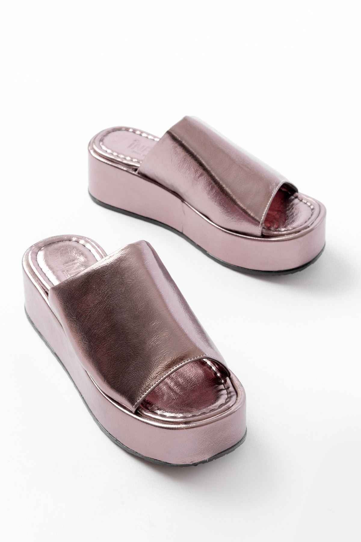 Ayakkabı Aşkı 861-1011 Rose Cam Kırığı Geniş Bantlı Dolgu Kadın Terlik