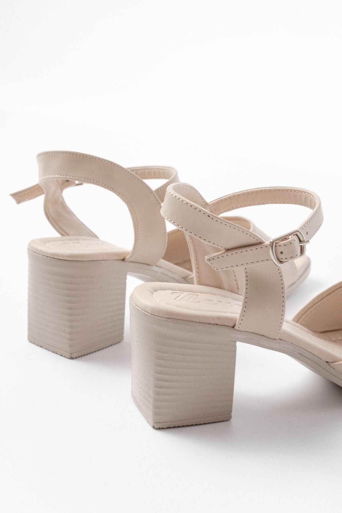 Ayakkabı Aşkı K-13 Bej Günlük  Topuklu Kadın Sandalet