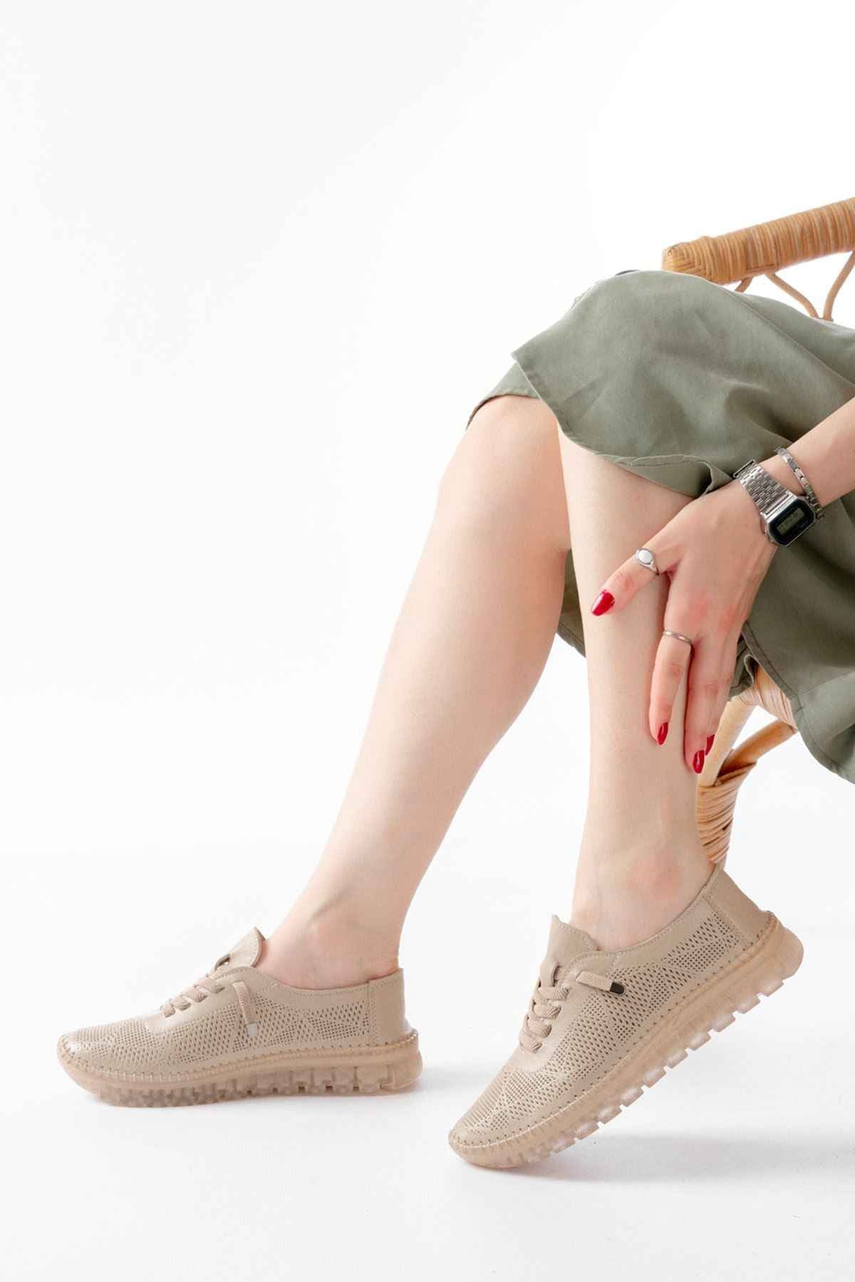 Ayakkabı Aşkı Bej Desenli Hakiki Deri Şeffaf Taban Kadın Spor Ayakkabı