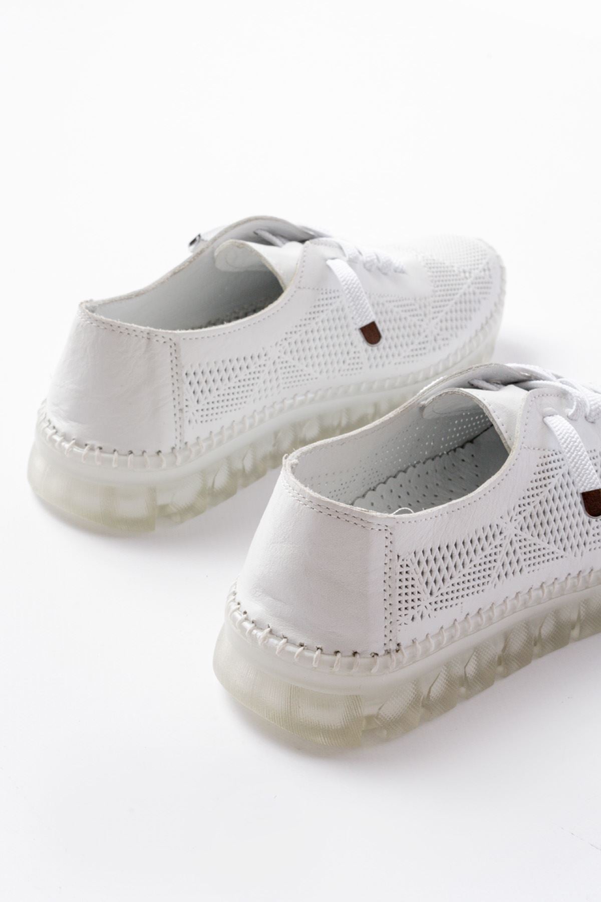 Ayakkabı Aşkı Beyaz Desenli Hakiki Deri Şeffaf Taban Kadın Spor Ayakkabı