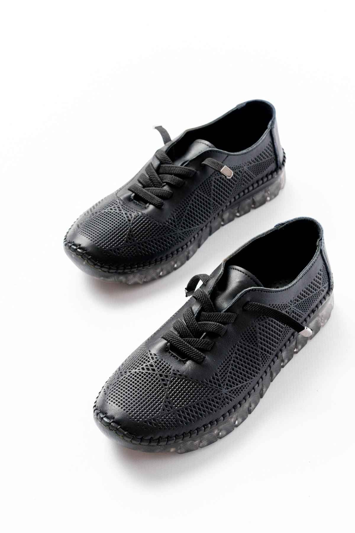 Ayakkabı Aşkı S-365  Siyah Desenli Hakiki Deri Şeffaf Taban Kadın Spor Ayakkabı