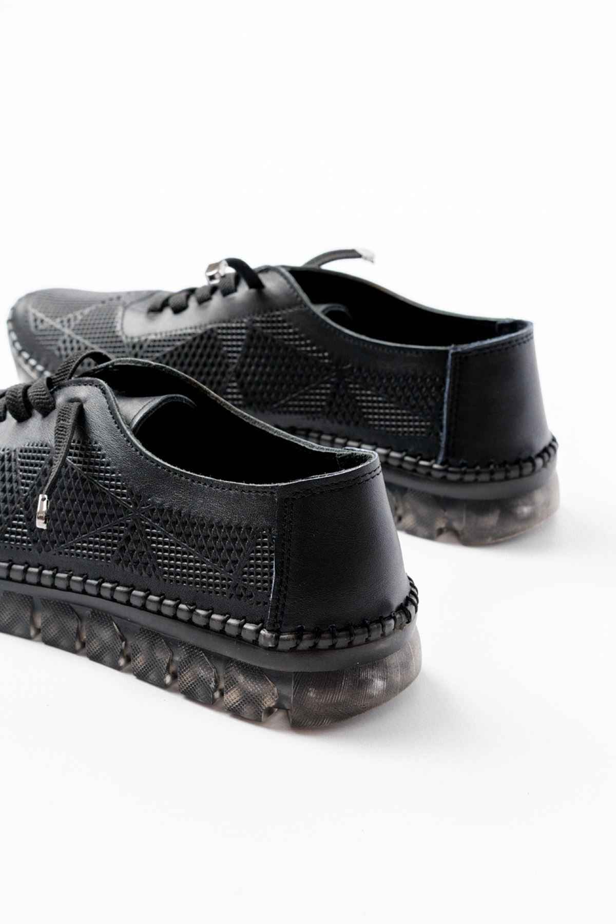 Ayakkabı Aşkı S-365  Siyah Desenli Hakiki Deri Şeffaf Taban Kadın Spor Ayakkabı