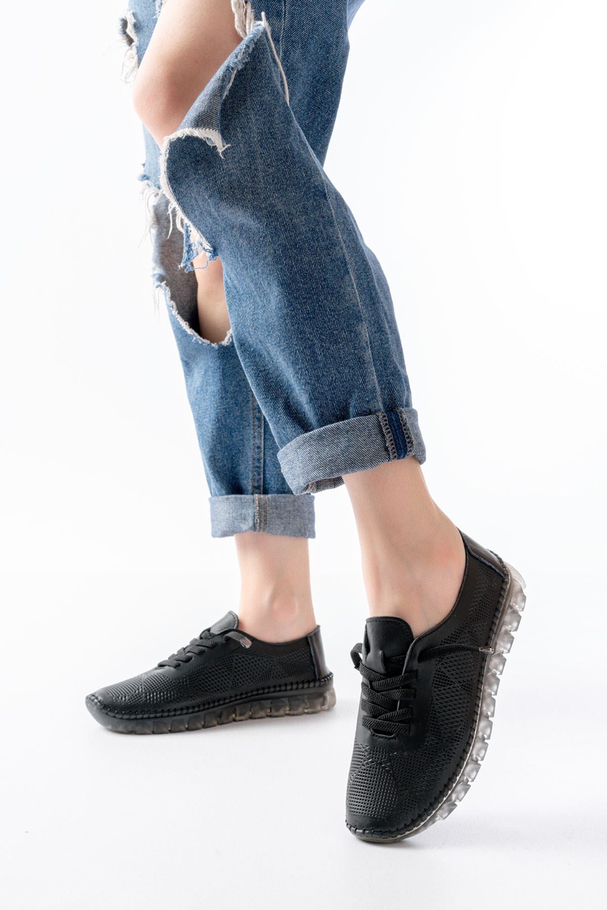 Ayakkabı Aşkı Siyah Desenli Hakiki Deri Şeffaf Taban Kadın Spor Ayakkabı